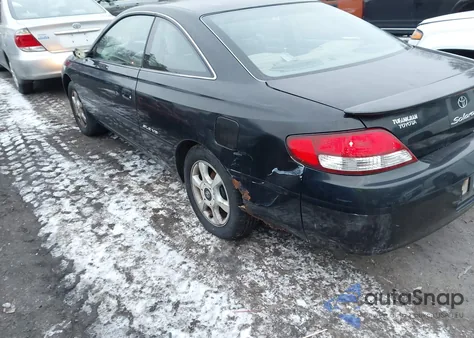 2001 Toyota Camry Solara Sle V6 z USA, uszkodzony, nr VIN 2T1CF28P71C453452